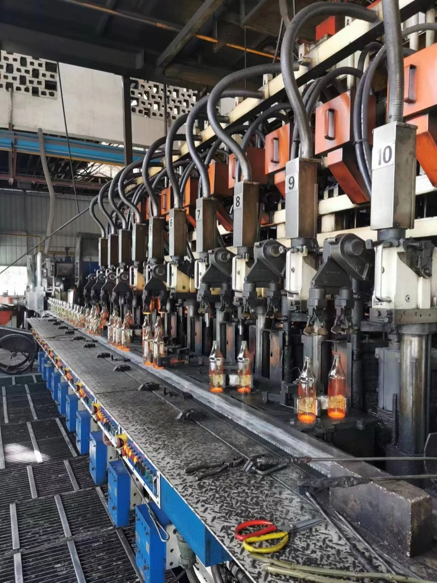 Glass forming equipment in the Shandong production area